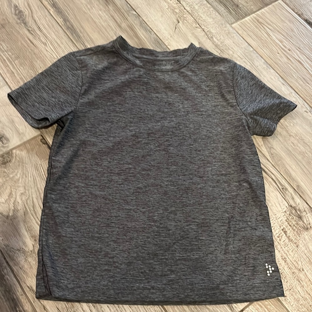 EUC Gymboree gymgo performance shirt, sz S 5/6